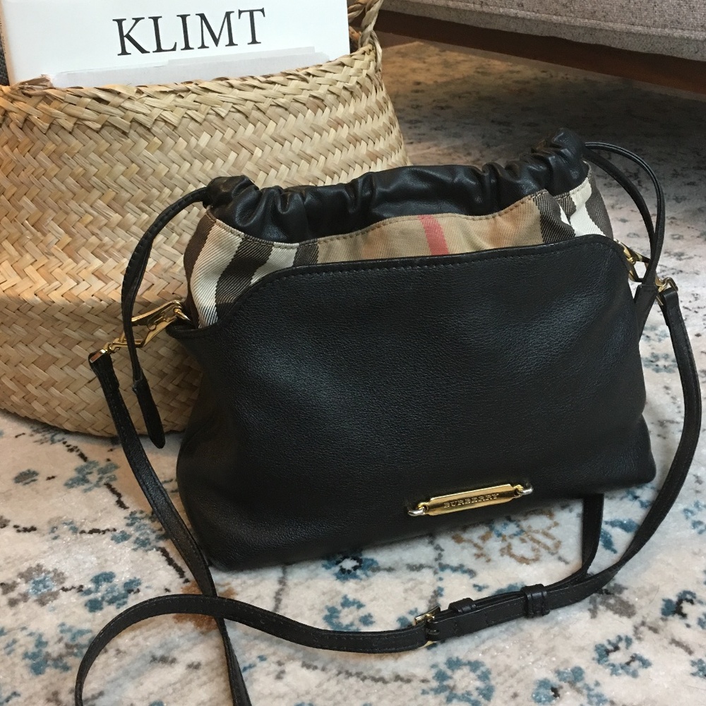 Authentic Burberry Crossbody/Shoulder Bag